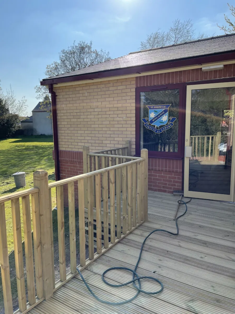 Aluminium Box Gutter Square Aluminium Downpipe - St Josephs